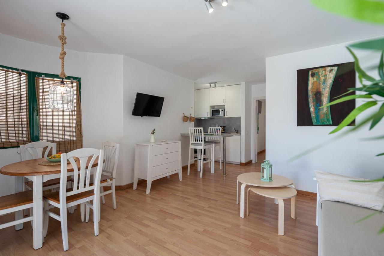 Homeforguest Apartment With Pool And Terrace 1 Min From The Beach Corralejo Exterior foto